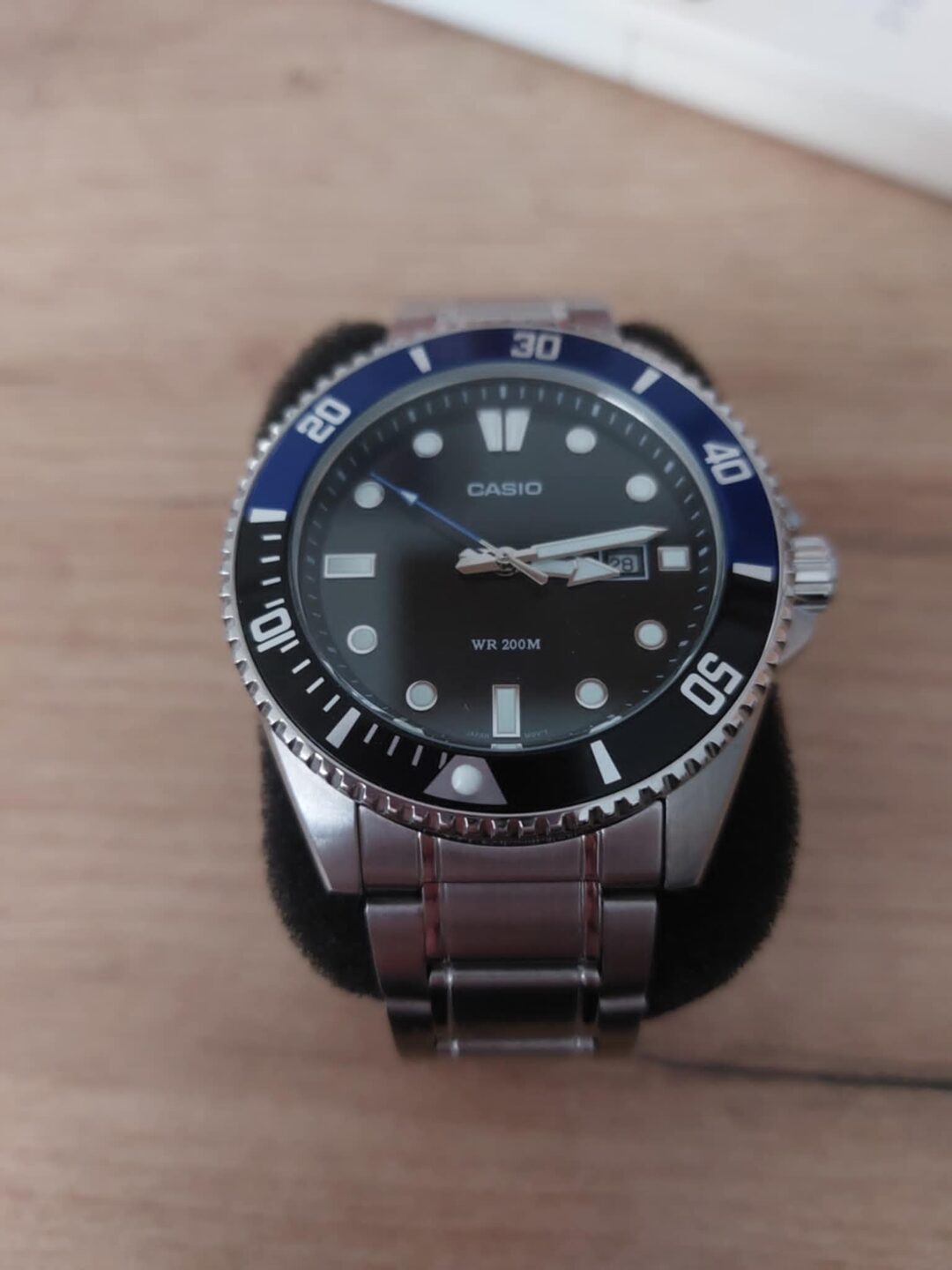 zegarek męski CASIO MDV-10D-1A2
